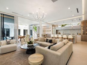812 Palm Trail, Delray Beach FL 33483