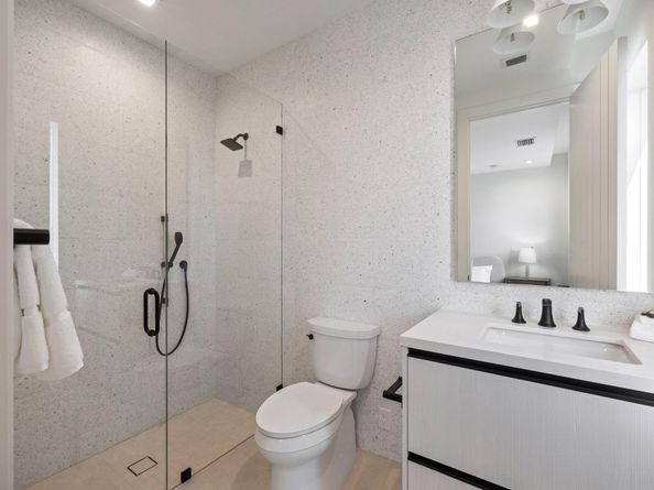 812 Palm Trail, Delray Beach FL 33483
