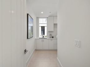 812 Palm Trail, Delray Beach FL 33483