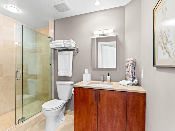 315 NE 3rd Ave 1802, Fort Lauderdale FL 33301