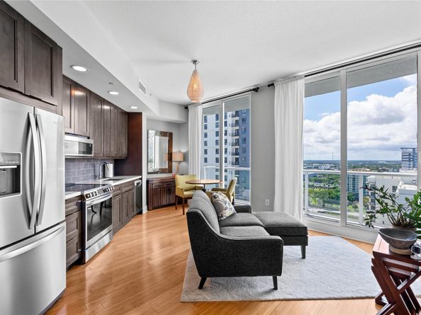315 NE 3rd Ave 1802, Fort Lauderdale FL 33301