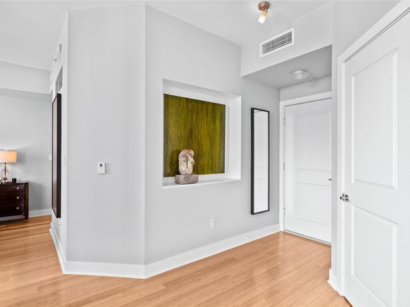 315 NE 3rd Ave 1802, Fort Lauderdale FL 33301