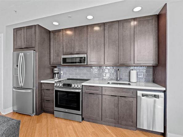 315 NE 3rd Ave 1802, Fort Lauderdale FL 33301