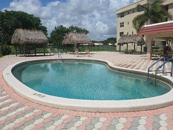 3251 Holiday Springs Blvd 302, Margate FL 33063