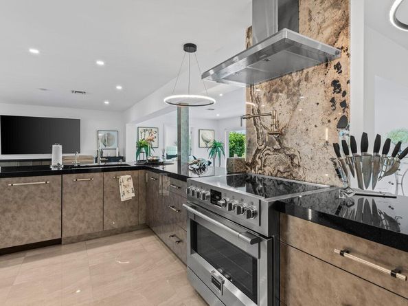 11955 N Lake Drive, Boynton Beach FL 33436