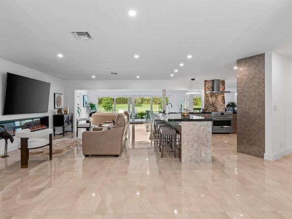 11955 N Lake Drive, Boynton Beach FL 33436
