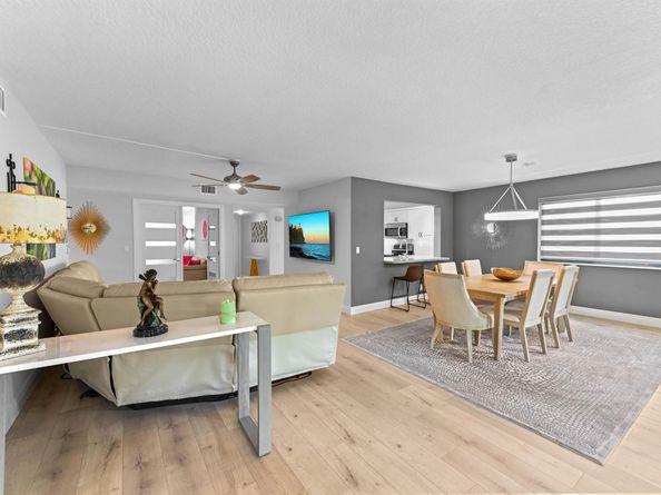 5505 Fairway Park Drive 201, Boynton Beach FL 33437