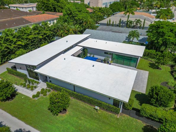 3400 NE 15th Ave, Oakland Park FL 33334
