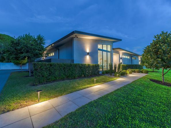 3400 NE 15th Ave, Oakland Park FL 33334