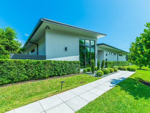 3400 NE 15th Ave, Oakland Park FL 33334