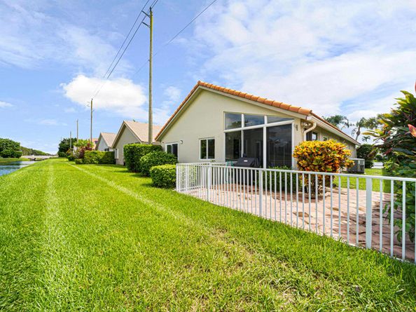 6087 Bay Isles Drive, Boynton Beach FL 33437