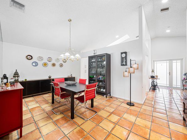 6087 Bay Isles Drive, Boynton Beach FL 33437