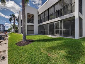1100 SE 5th Ct 53, Pompano Beach FL 33060