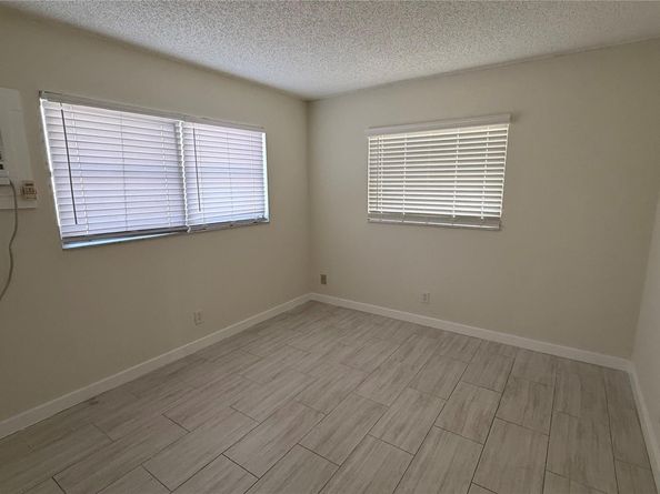 5150 NE 6 Av 132, Oakland Park FL 33334