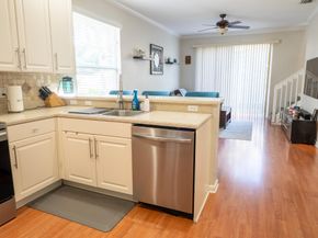 5463 Queenship Court, Greenacres FL 33463