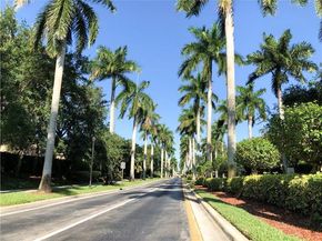 5463 Queenship Court, Greenacres FL 33463