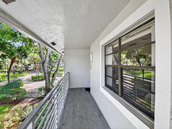 7 Southport Lane B, Boynton Beach FL 33436