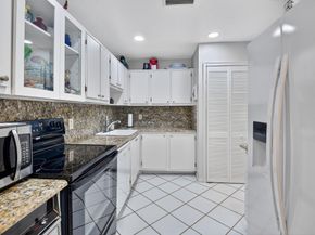 7 Southport Lane B, Boynton Beach FL 33436