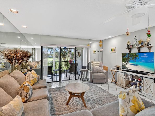7 Southport Lane B, Boynton Beach FL 33436
