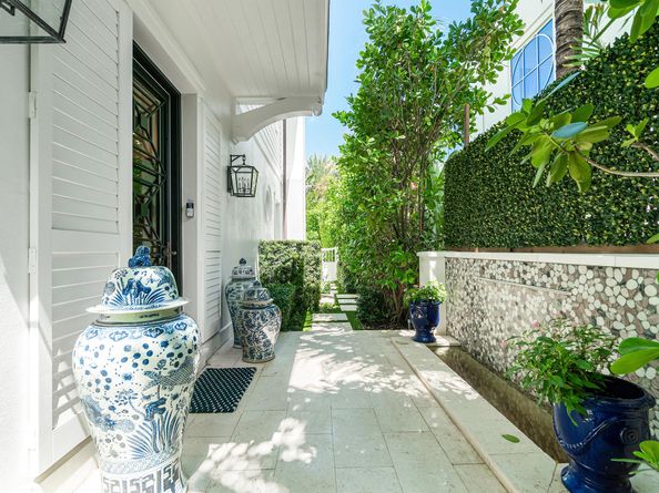 449 Australian Avenue, Palm Beach FL 33480
