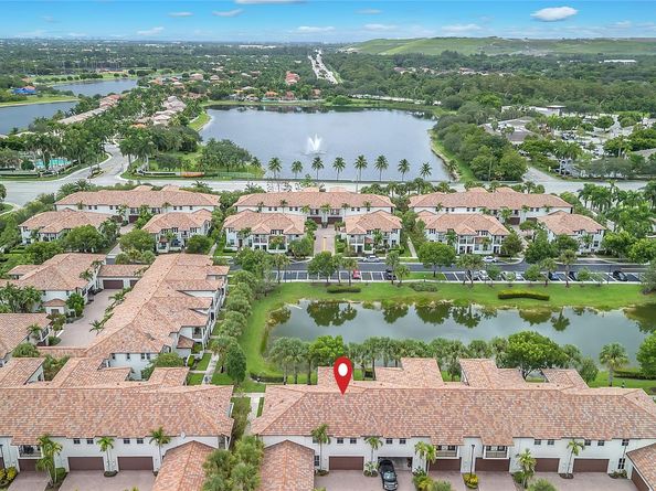 4758 Sierra Ln, Coconut Creek FL 33073