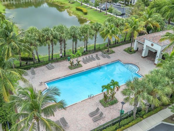 4758 Sierra Ln, Coconut Creek FL 33073