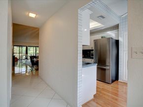 5121 Oak Hill Lane 423, Delray Beach FL 33484