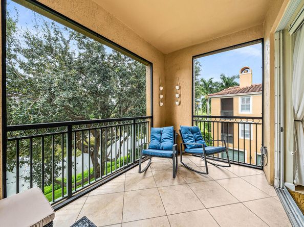 11720 Saint Andrews Place 308, Wellington FL 33414