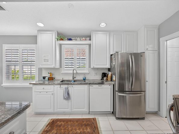 7112 Grassy Bay Drive, West Palm Beach FL 33411