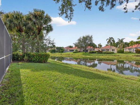 7112 Grassy Bay Drive, West Palm Beach FL 33411