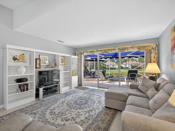 7112 Grassy Bay Drive, West Palm Beach FL 33411