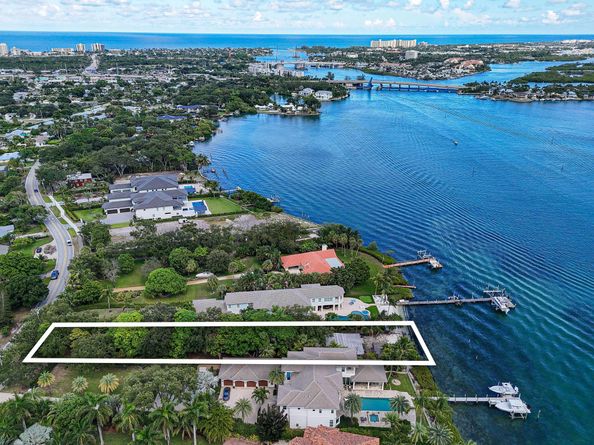 114 W Riverside Drive, Jupiter FL 33469