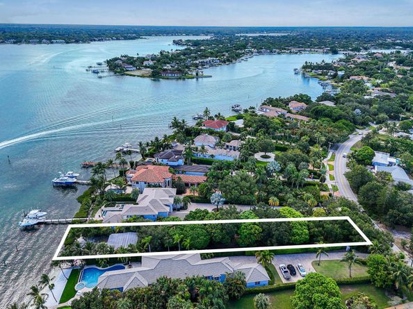 114 W Riverside Drive, Jupiter FL 33469