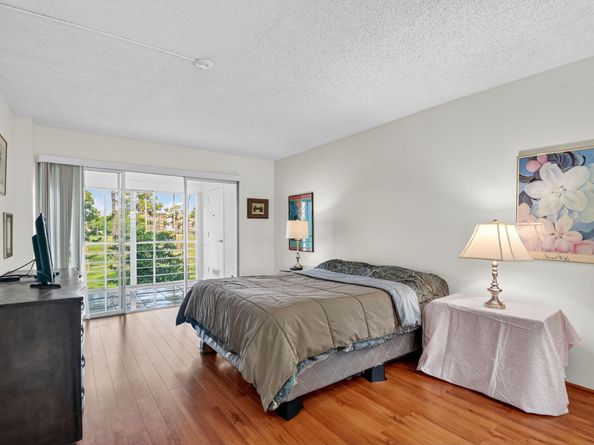 3810 Via Poinciana 206, Lake Worth FL 33467