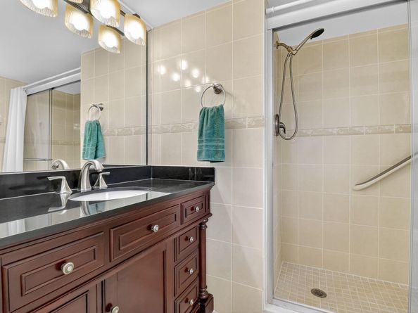 3810 Via Poinciana 206, Lake Worth FL 33467