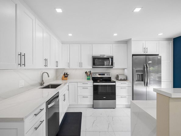 3709 Quail Ridge Drive Bobwhite B, Boynton Beach FL 33436