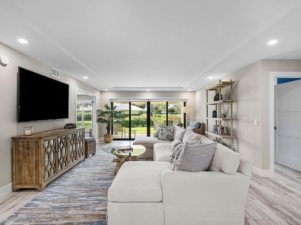 3709 Quail Ridge Drive Bobwhite B, Boynton Beach FL 33436