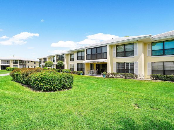 3709 Quail Ridge Drive Bobwhite B, Boynton Beach FL 33436