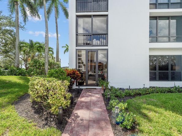 7819 Lakeside Boulevard 814, Boca Raton FL 33434