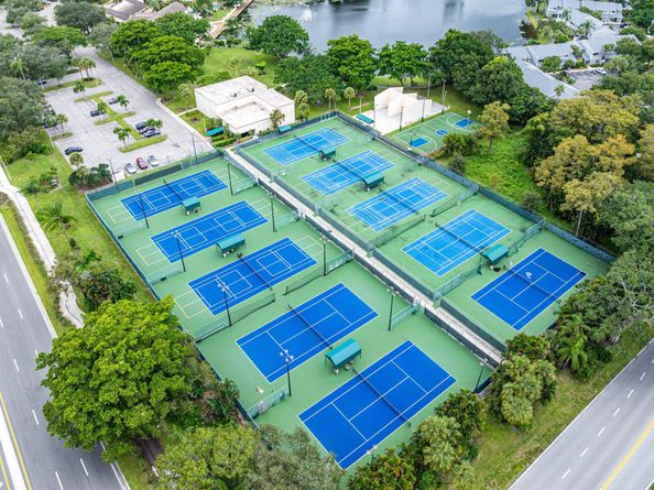 2216 Seagrape Circle, Coconut Creek FL 33066