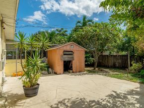 1002 W Broome Street, Lantana FL 33462