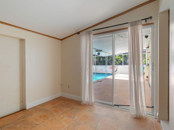1002 W Broome Street, Lantana FL 33462