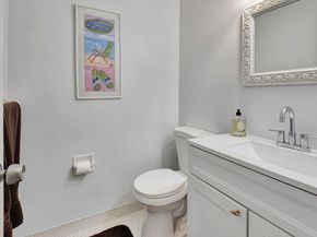 170 High Point Terrace E Apt B, Delray Beach FL 33445
