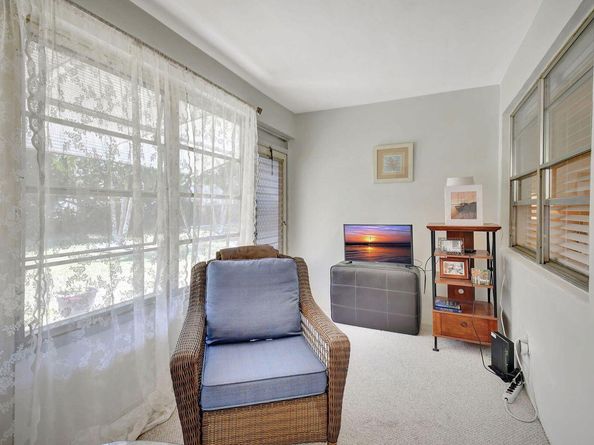 170 High Point Terrace E Apt B, Delray Beach FL 33445