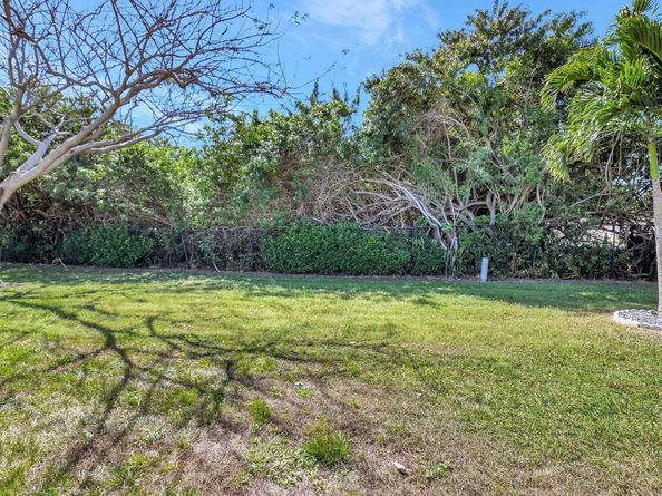 170 High Point Terrace E Apt B, Delray Beach FL 33445