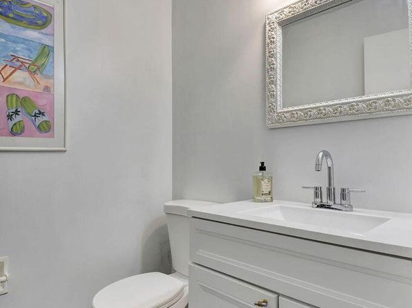 170 High Point Terrace E Apt B, Delray Beach FL 33445