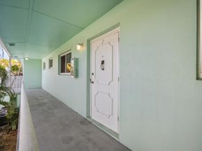 421 S Lakeside Drive 7, Lake Worth Beach FL 33460