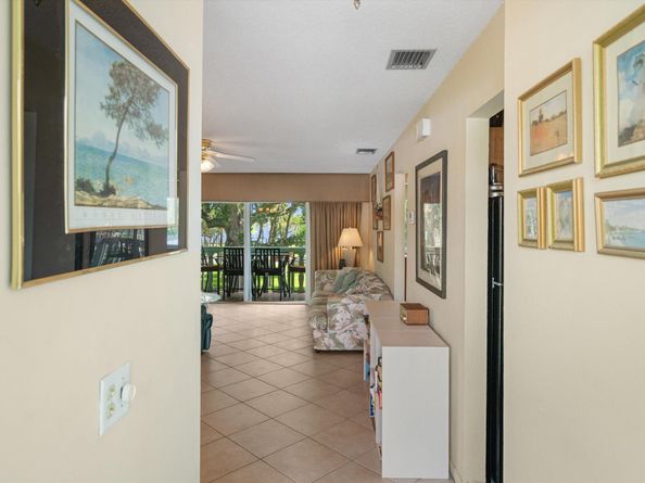 421 S Lakeside Drive 7, Lake Worth Beach FL 33460