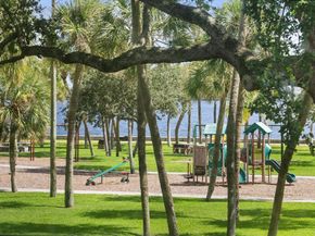 421 S Lakeside Drive 7, Lake Worth Beach FL 33460
