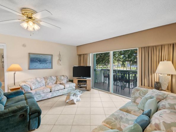 421 S Lakeside Drive 7, Lake Worth Beach FL 33460
